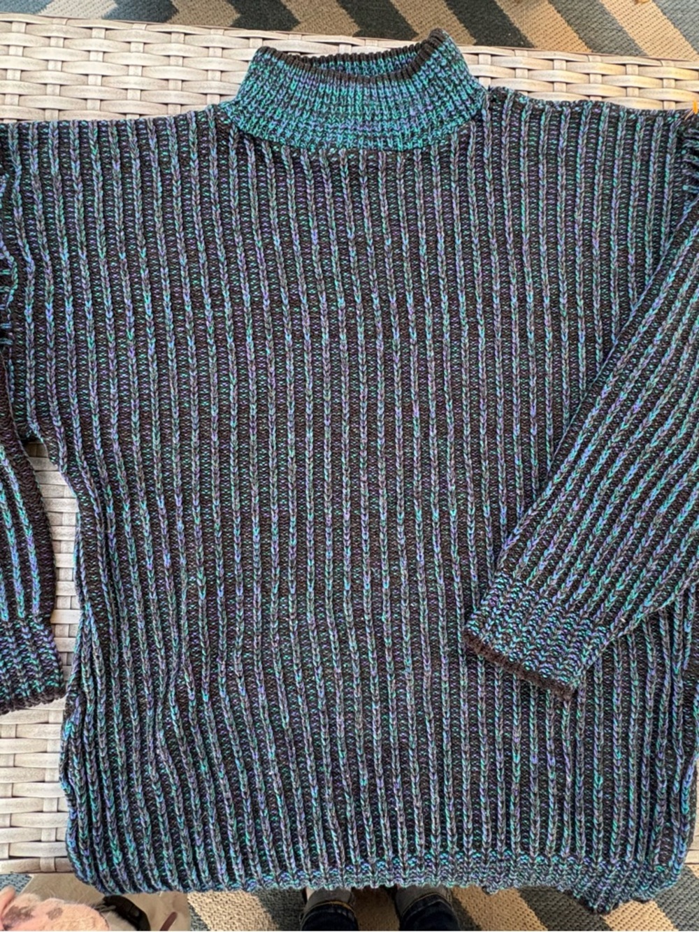 Vintage KNIT Network Chunky Ribbed Sweater 🌌